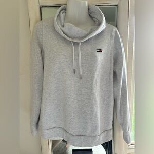 Tommy Hilfiger light gray sweater